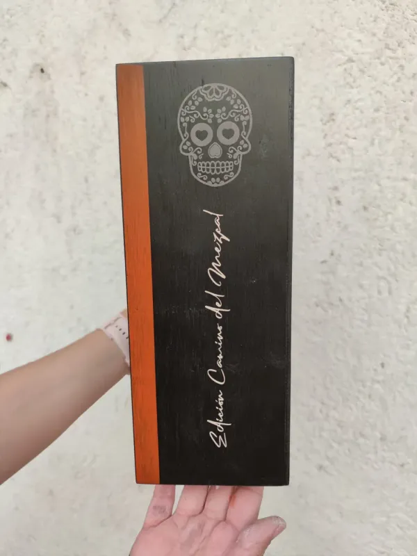 Empaque de edición limitada, Maestro Mezcalero